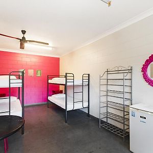 Bed 6-Bed Female Dormitory Room